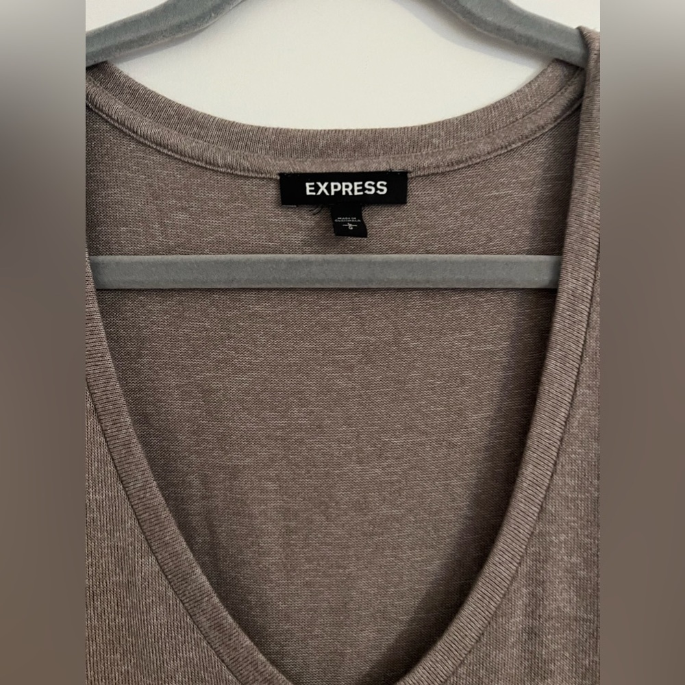 Express Top! - Picture 3 of 3